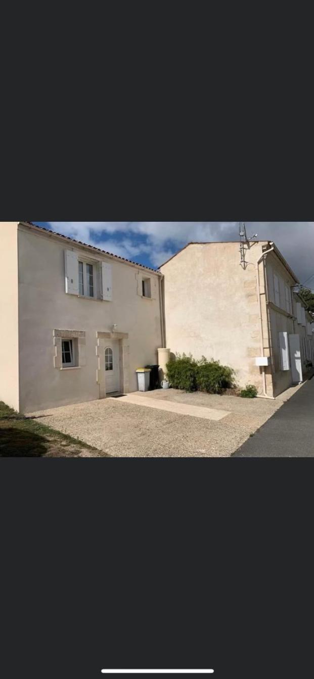 Les 5 Timbres Βίλα Montpellier-de-Médillan Εξωτερικό φωτογραφία